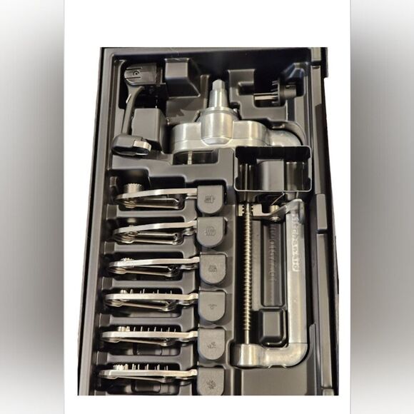 #10Kitchen Aid Spiralizer Stand Mixer Attachment KSM1APC ( brand new in the box) - Picture 3 of 6